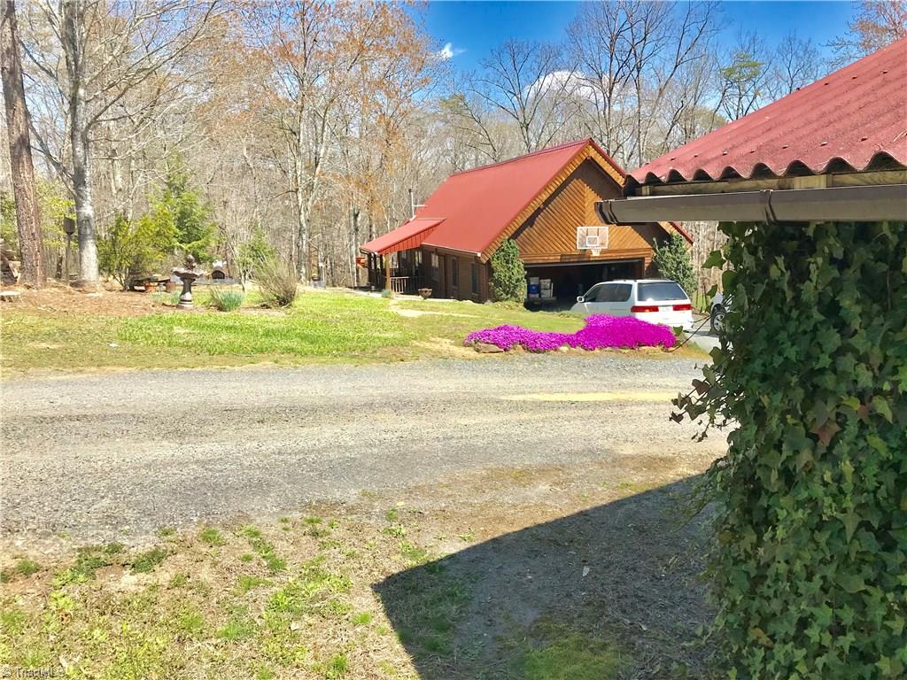 2066 Marshall Smith Road King, NC 27021 - Photo 3 of 28