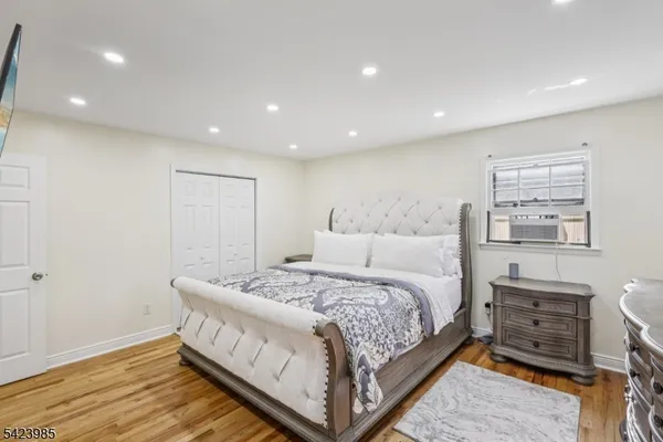 $1,050,000 | 2004 Winding Brook Way, Scotch Plains, NJ 07076