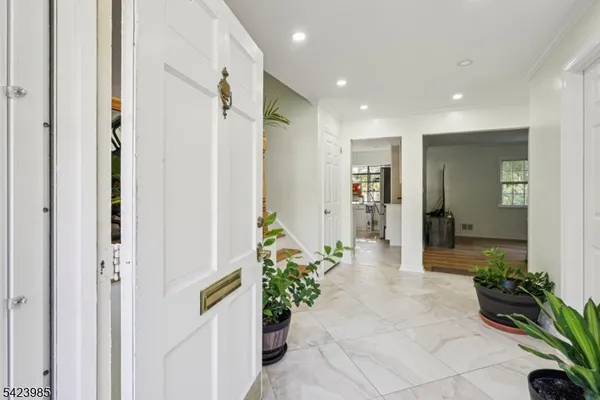 $1,050,000 | 2004 Winding Brook Way, Scotch Plains, NJ 07076