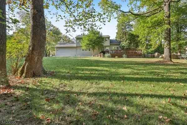 $1,050,000 | 2004 Winding Brook Way, Scotch Plains, NJ 07076