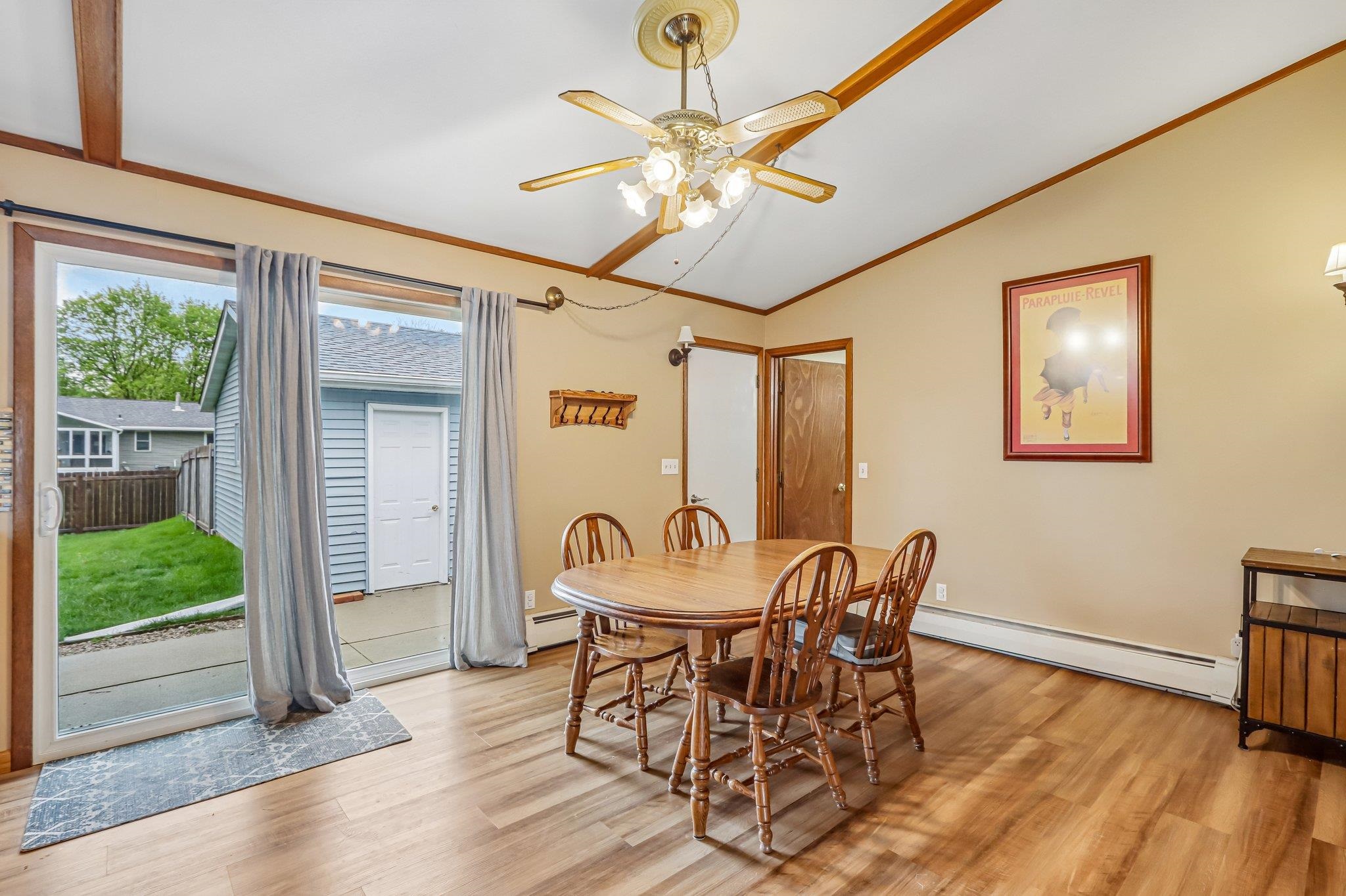 4614 Hamlet Place Madison, WI 53714 - Photo 18 of 49