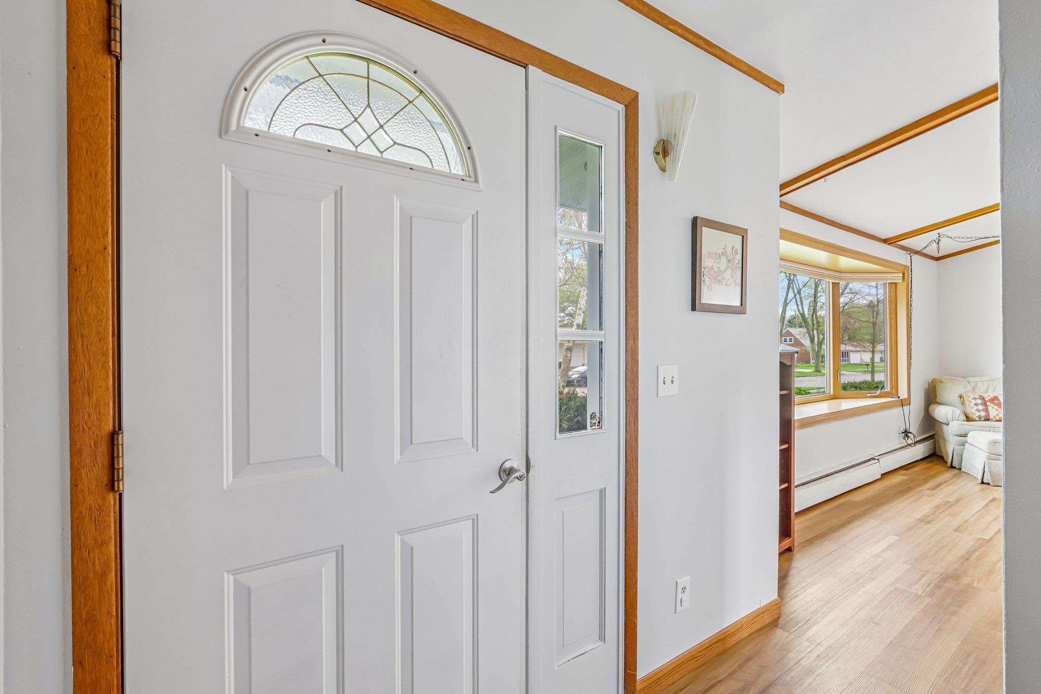 4614 Hamlet Place Madison, WI 53714 - Photo 5 of 49