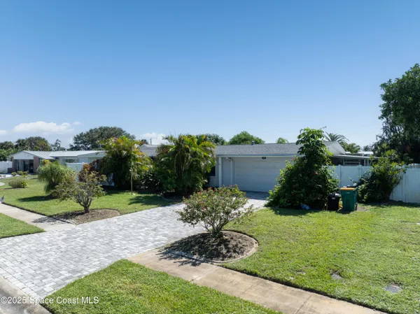 $2,950 | 410 Finch Drive, Satellite Beach, FL 32937