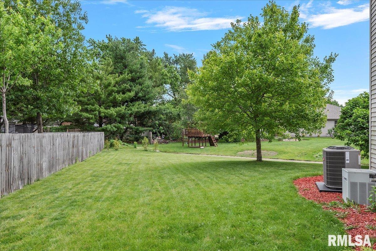 208 Huntington Road Chatham, IL 62629 - Photo 49 of 52 Gallery Image 49