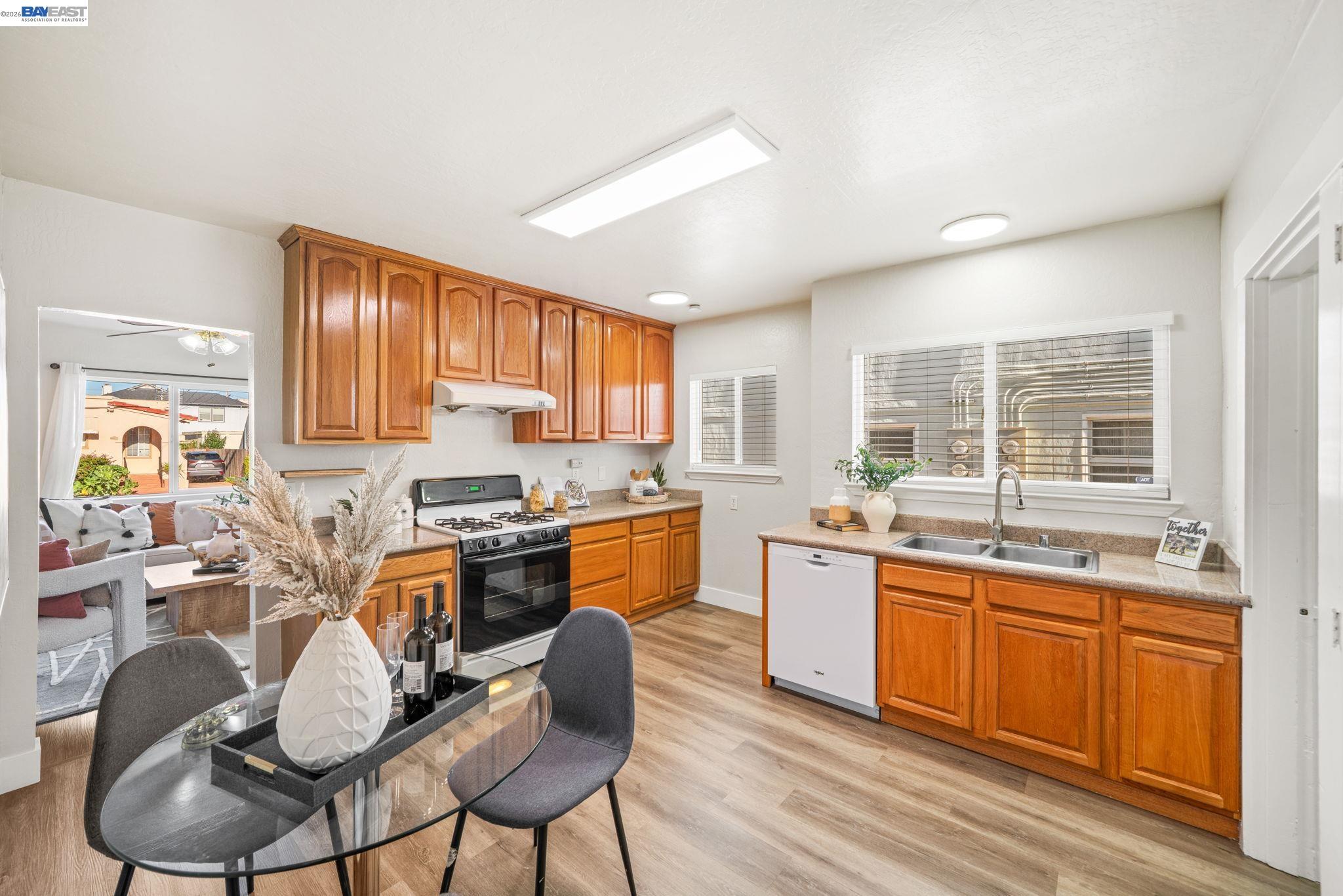 159 Garcia Avenue San Leandro, CA 94577 - Photo 4 of 17