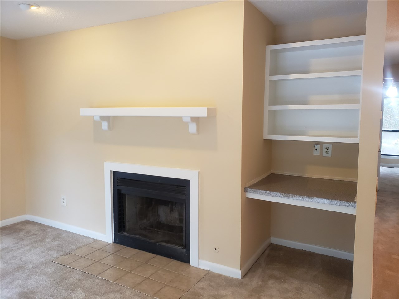 5820 Pointer Drive, Unit 101 Raleigh, NC 27609 - Photo 5 of 23 Photo 5