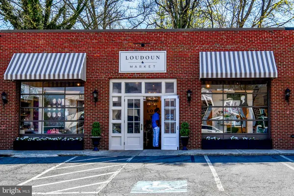 $2,000 | 2 East Federal Street, Unit 250, Middleburg, VA 20117
