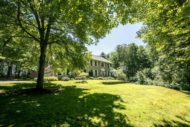 $599,000 | 8 Country Way, Waterville, ME 04901