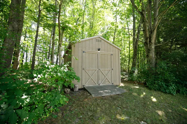 $599,000 | 8 Country Way, Waterville, ME 04901