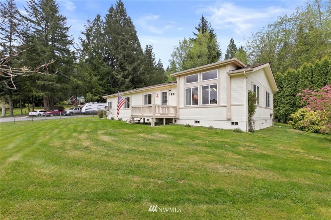 1431 Butler Creek Road Sedro-Woolley, WA 98284 - Photo 3 of 31