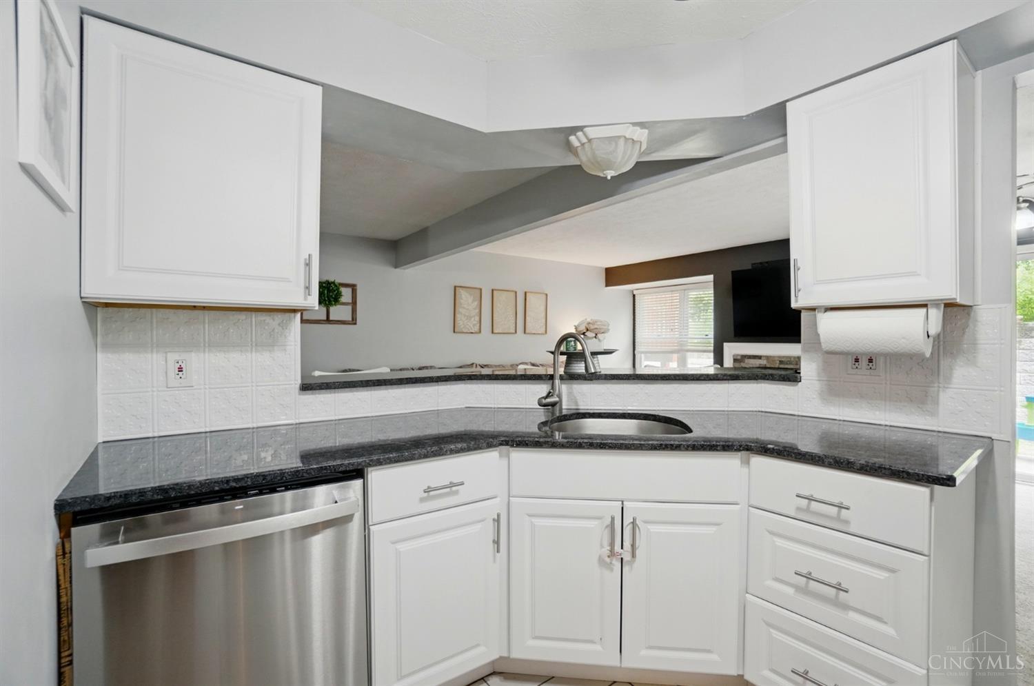 1305 Ebenezer Road, Unit 47 Cincinnati, OH 45233 - Photo 10 of 46