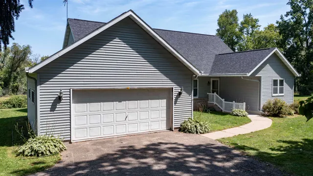 $699,000 | 134 Tustin Road, Fremont, WI 54940