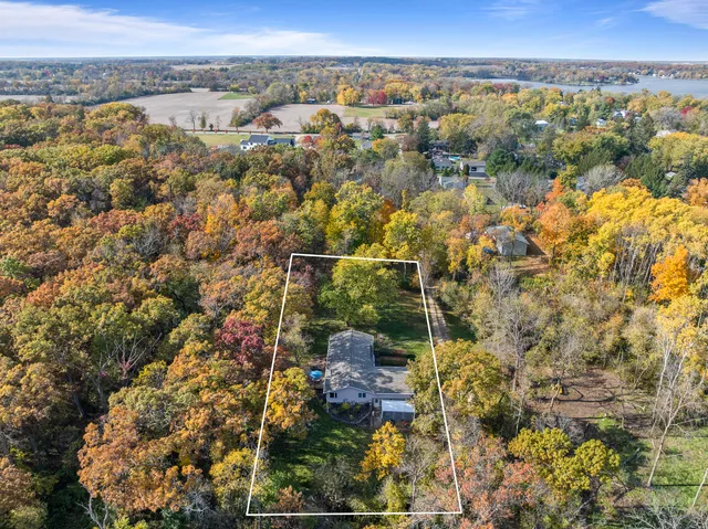 $435,000 | 2121 Adelia Avenue, Delavan, WI 53115