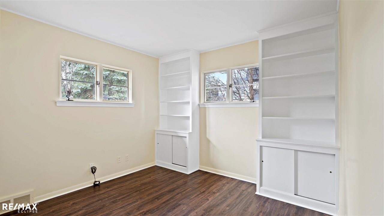 29 Hampton Road Grosse Pointe Shores, MI 48236 - Photo 24 of 35