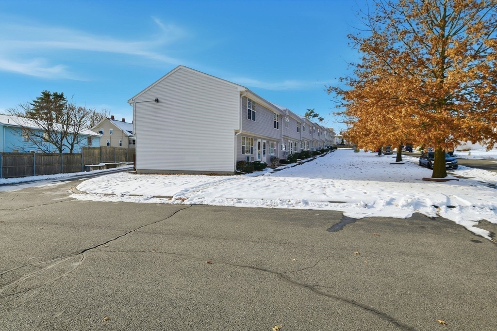 189 Essex Street, Unit K Springfield, MA 01151 - Photo 24 of 26