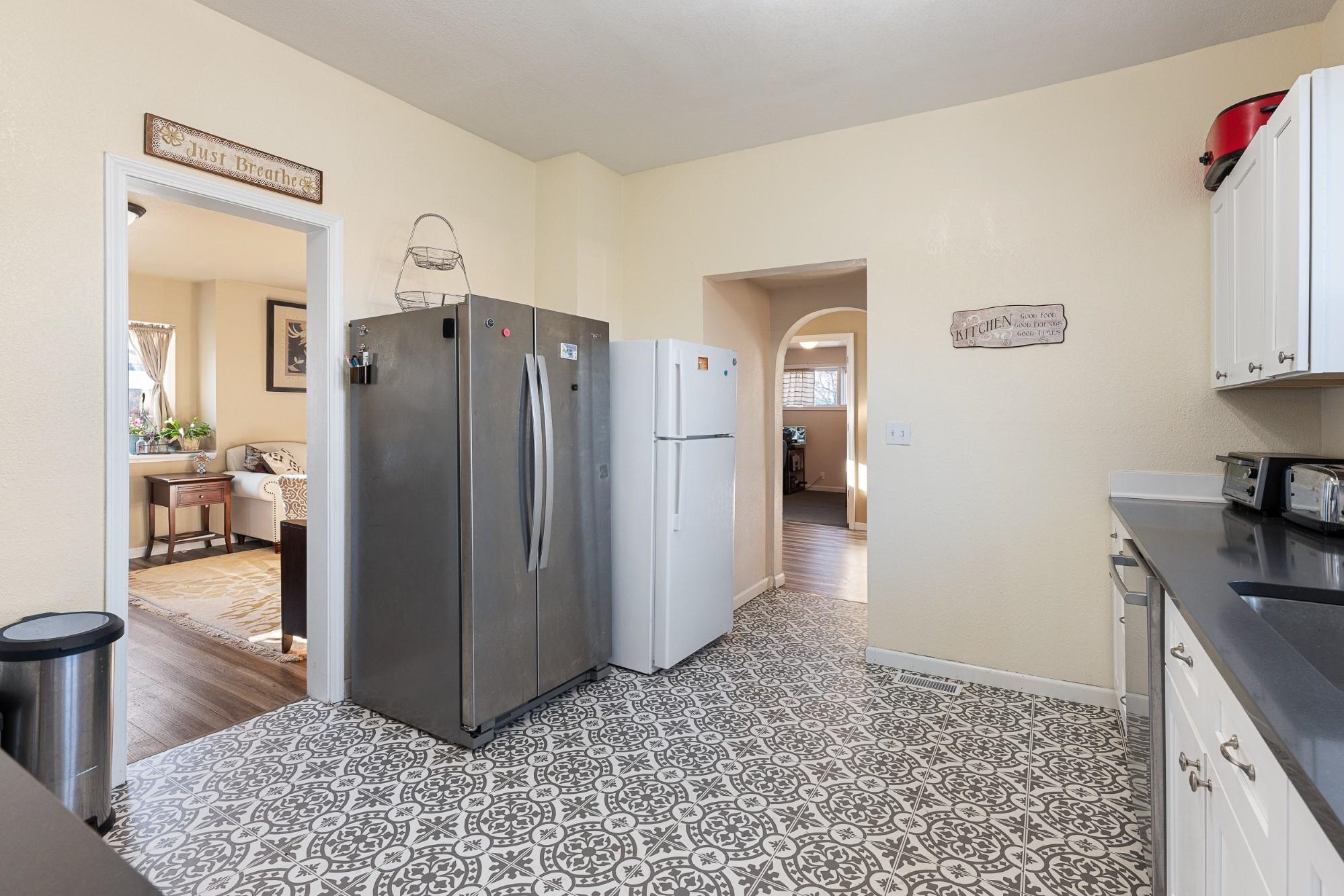 2012 North Ruby Street Spokane, WA 99207 - Photo 14 of 42