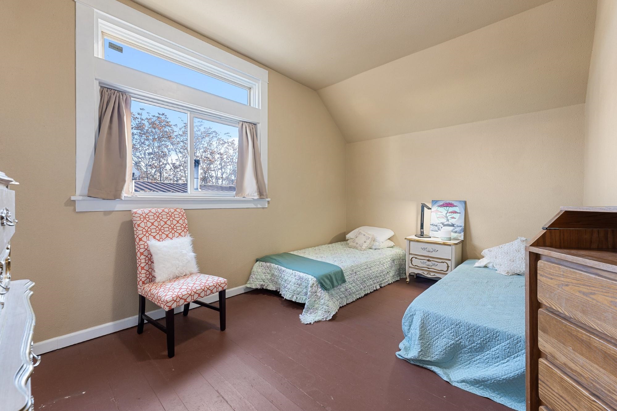 2012 North Ruby Street Spokane, WA 99207 - Photo 18 of 42