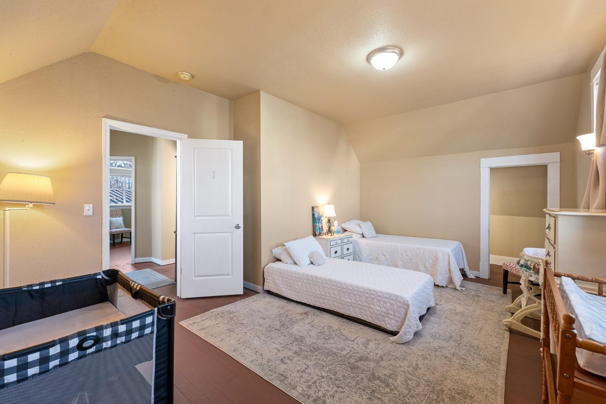 2012 North Ruby Street Spokane, WA 99207 - Photo 25 of 42