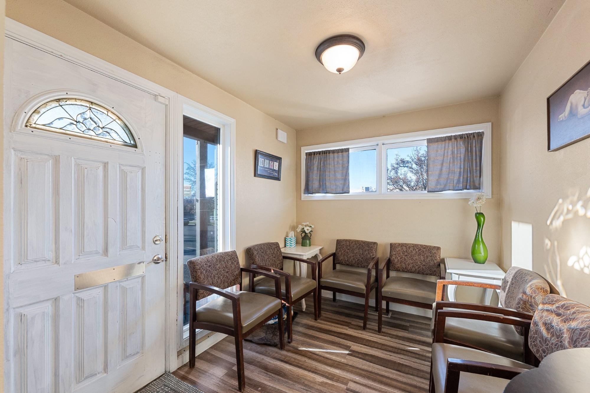 2012 North Ruby Street Spokane, WA 99207 - Photo 4 of 42