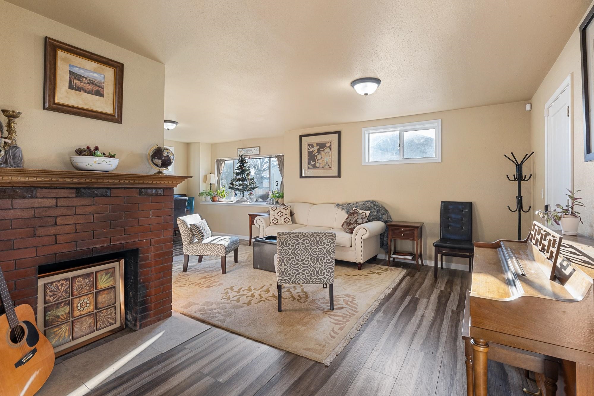 2012 North Ruby Street Spokane, WA 99207 - Photo 7 of 42