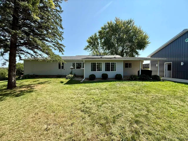 $414,900 | W8192 Pilz Road, Browntown, WI 53522