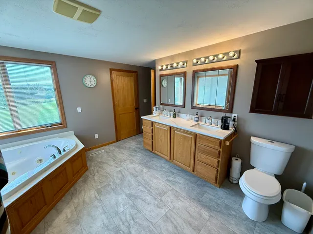 $414,900 | W8192 Pilz Road, Browntown, WI 53522