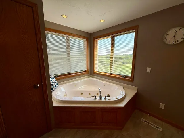 $414,900 | W8192 Pilz Road, Browntown, WI 53522