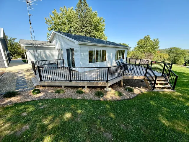 $414,900 | W8192 Pilz Road, Browntown, WI 53522