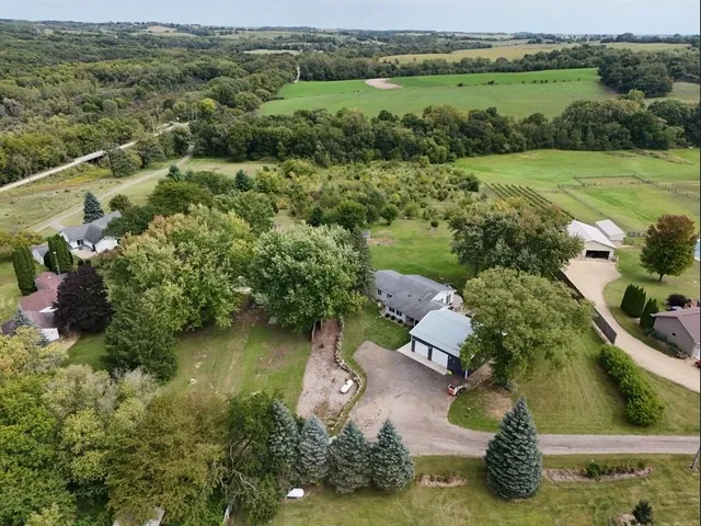 $414,900 | W8192 Pilz Road, Browntown, WI 53522