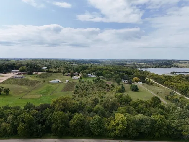 $414,900 | W8192 Pilz Road, Browntown, WI 53522