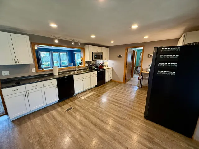 $414,900 | W8192 Pilz Road, Browntown, WI 53522