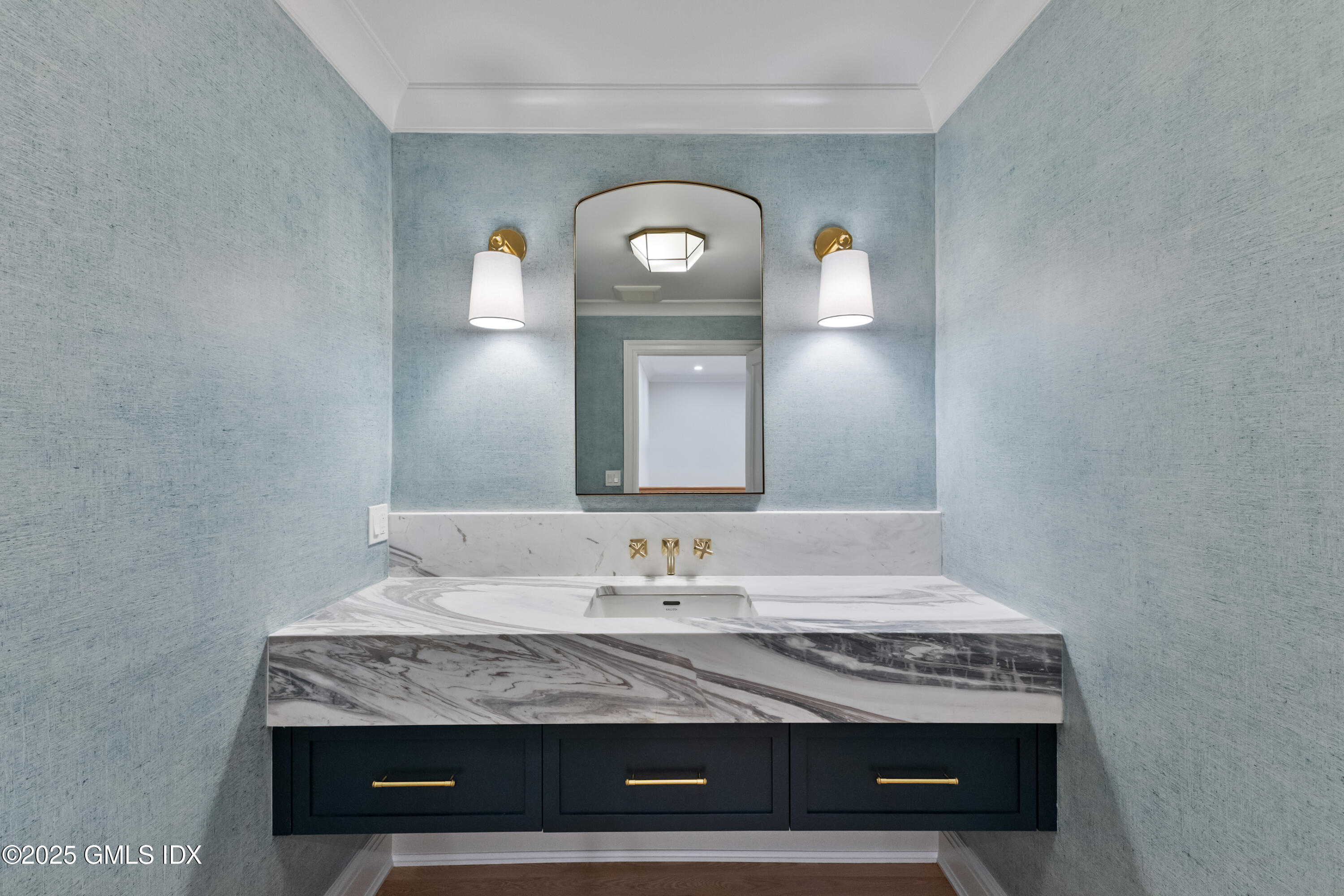 20 Cutler Road Greenwich, CT 06831 - Photo 10 of 25 Powder Room