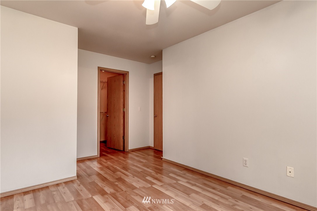 4926 Parker Road East Sumner, WA 98390 - Photo 14 of 24