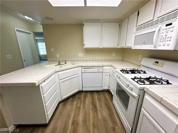 $1,895 | 6396 Rosemount Avenue, Las Vegas, NV 89156