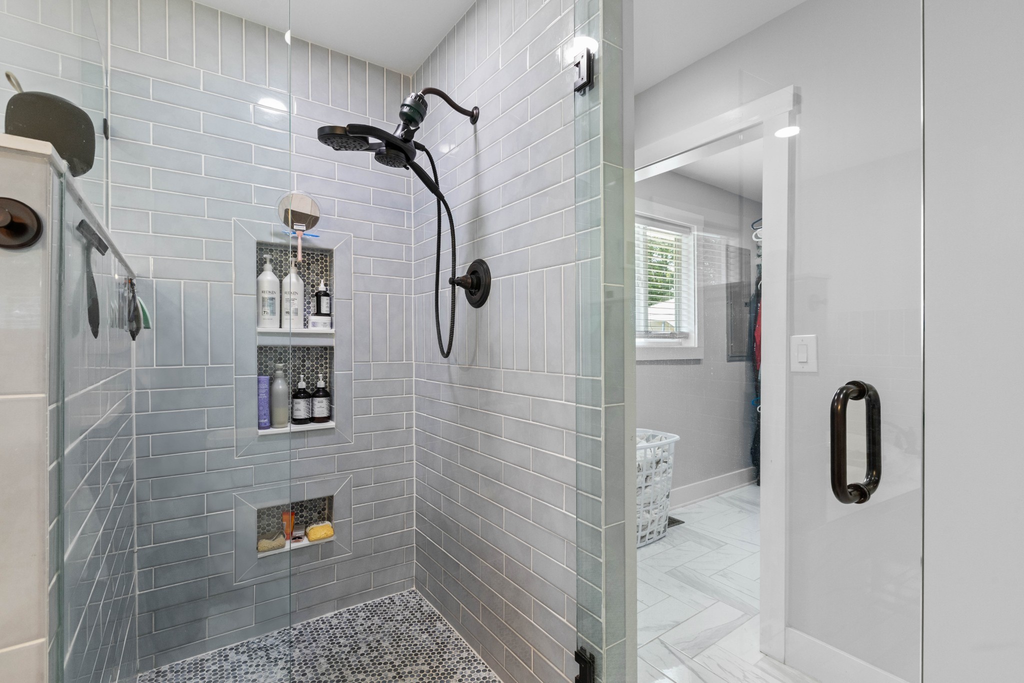 294 McDale Road Shelbyville, TN 37160 - Photo 29 of 47 a bathroom with a shower