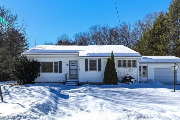 $299,987 | 77 Summer Street, Greenfield, MA 01301