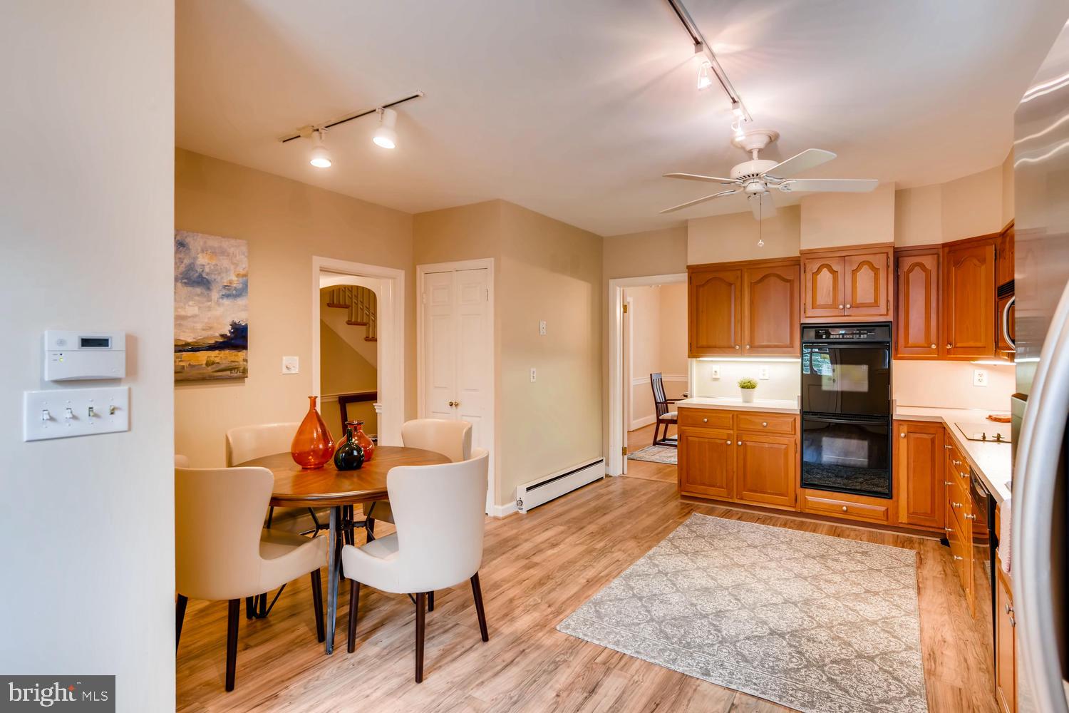 805 St Georges Road Baltimore, MD 21210 - Photo 13 of 33 Large Eat-In Kitchen with Southern Exposure