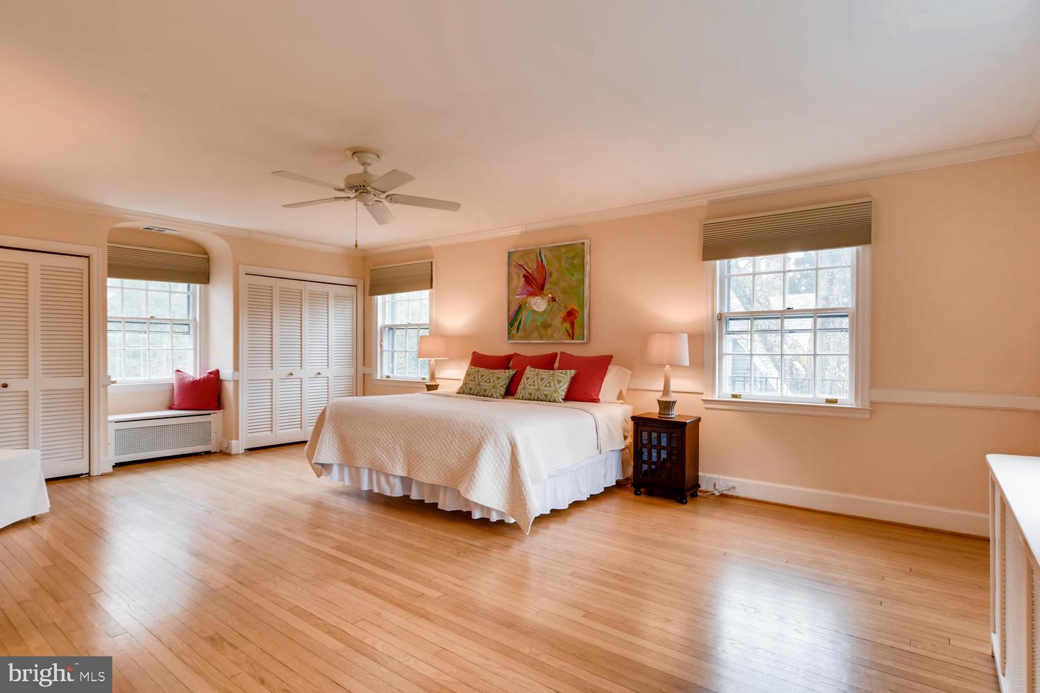 805 St Georges Road Baltimore, MD 21210 - Photo 16 of 33 Spacious Master Bedroom with Window Seat