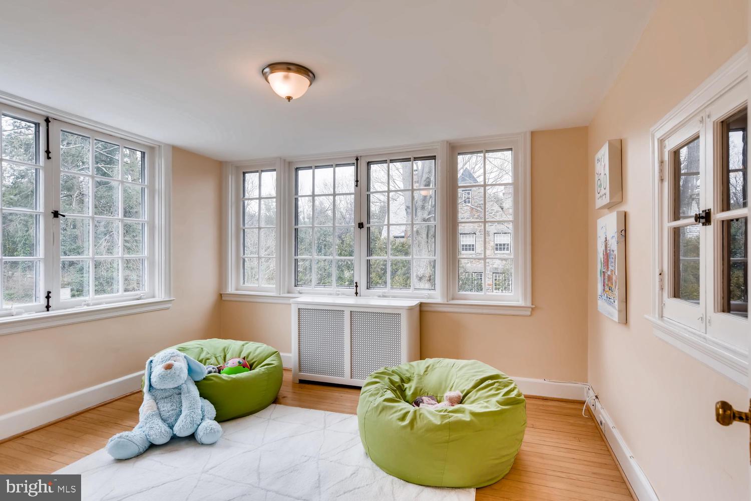 805 St Georges Road Baltimore, MD 21210 - Photo 23 of 33 Sun Room off of 3rd Bedroom