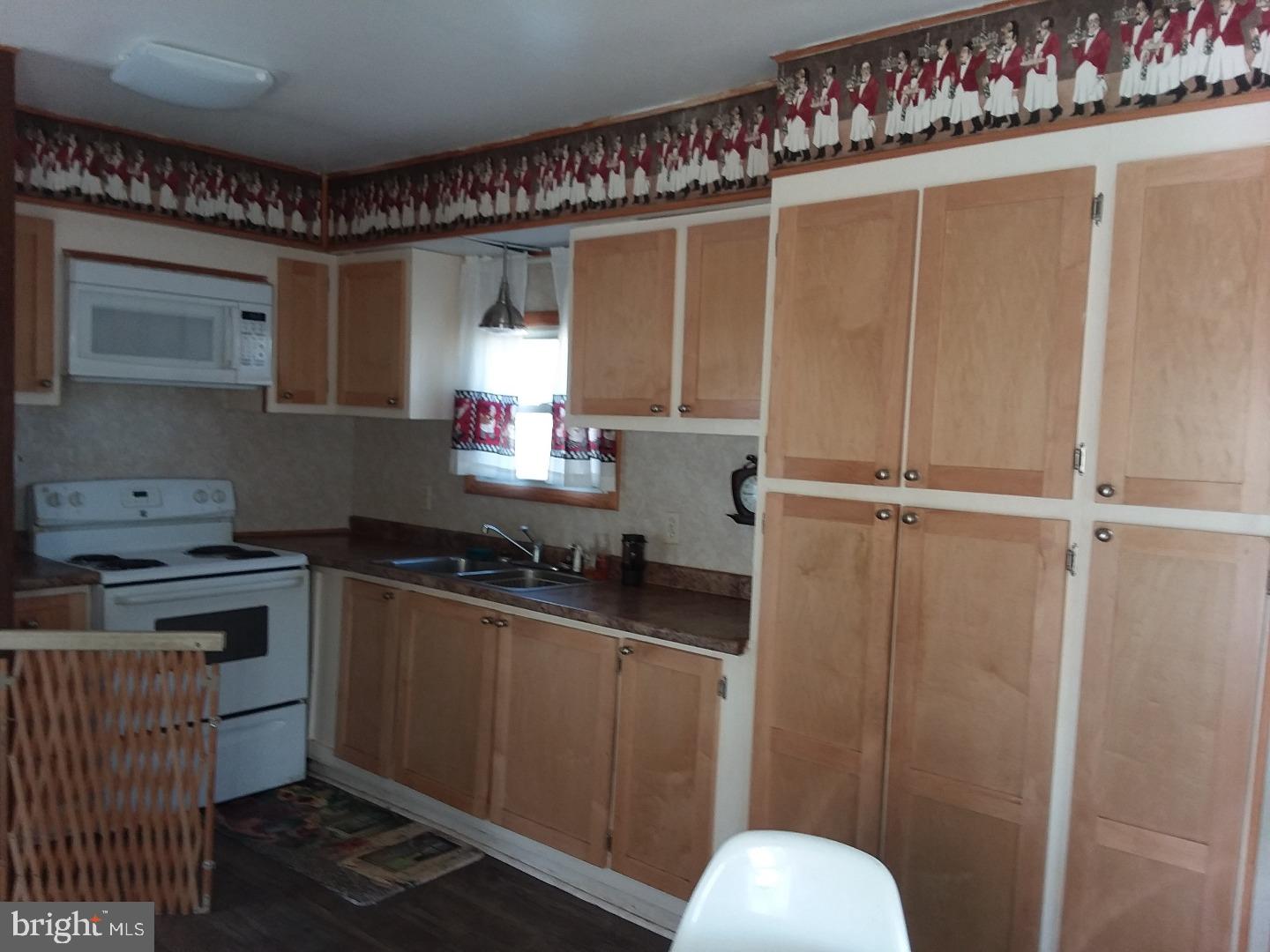 4191 Lake Road, Unit 15 Vineland, NJ 08344 - Photo 11 of 18 Kitchen
