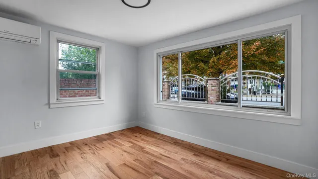 $650,000 | 2738 Miles Avenue | Throgs Neck