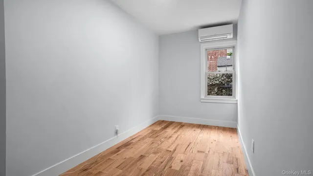 $650,000 | 2738 Miles Avenue | Throgs Neck