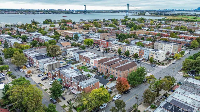 $650,000 | 2738 Miles Avenue | Throgs Neck