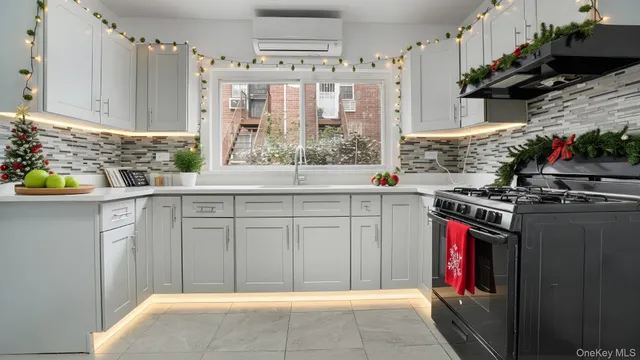 $650,000 | 2738 Miles Avenue | Throgs Neck