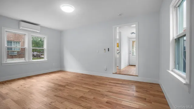 $650,000 | 2738 Miles Avenue | Throgs Neck