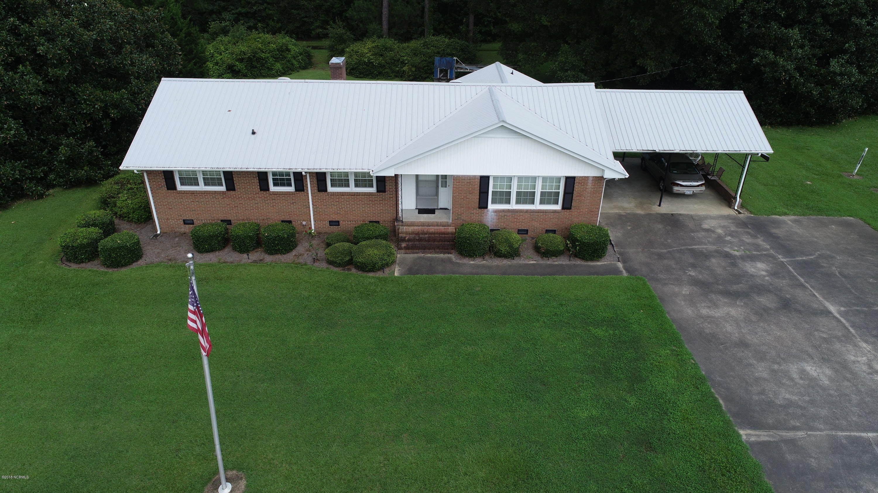 731 Cobb Road Kinston, NC 28501 - Photo 2 of 25 Front View Additional