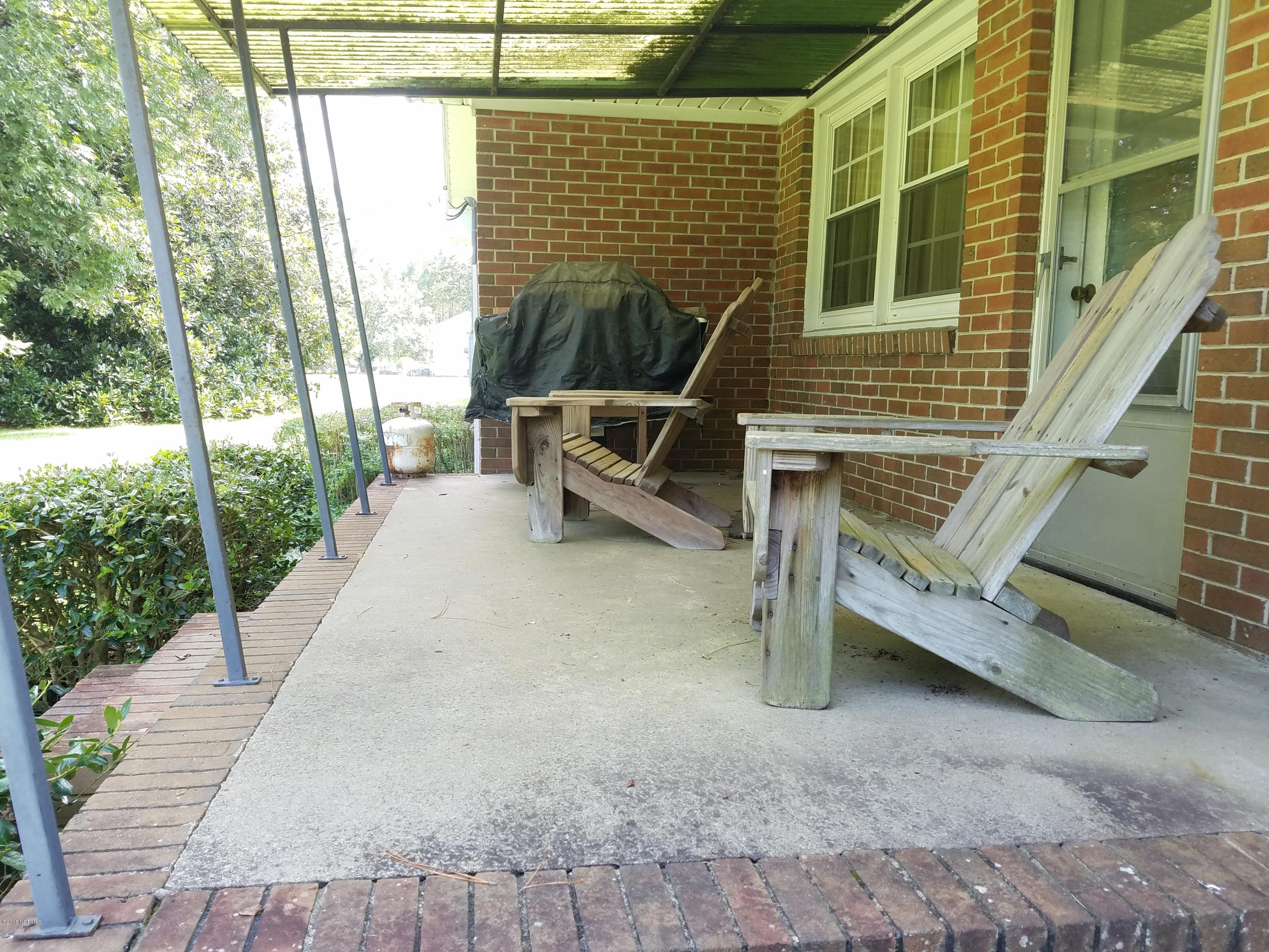 731 Cobb Road Kinston, NC 28501 - Photo 8 of 25 Rear Porch