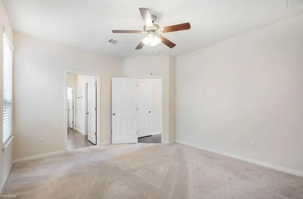 $2,500 | 1401 Little Elm Trail, Unit 114, Cedar Park, TX 78613