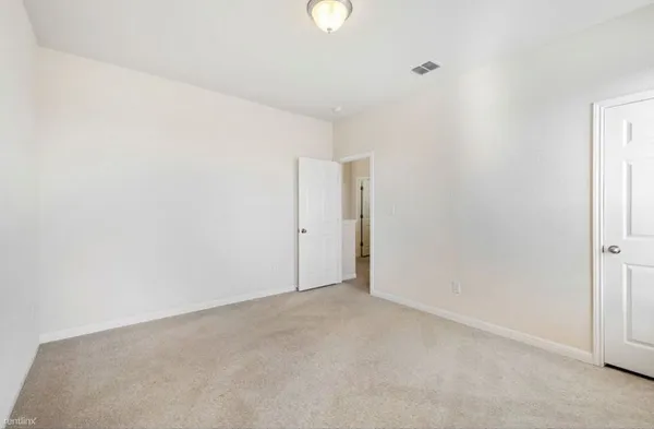 $2,500 | 1401 Little Elm Trail, Unit 114, Cedar Park, TX 78613