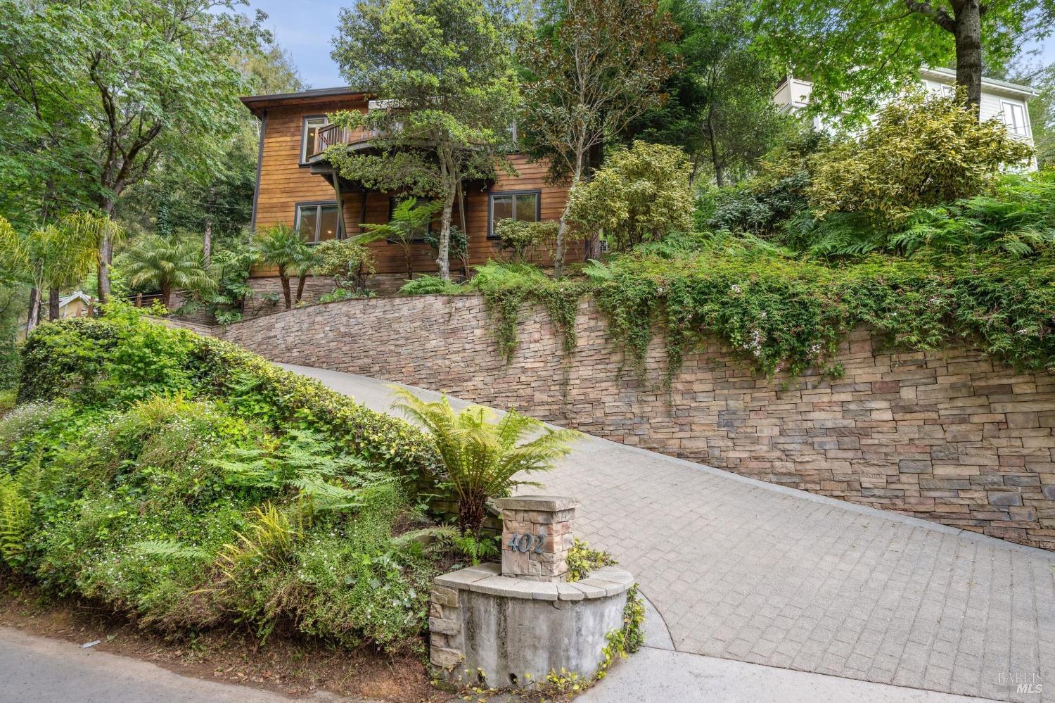 402 Eldridge Avenue Mill Valley, CA 94941 - Photo 3 of 49